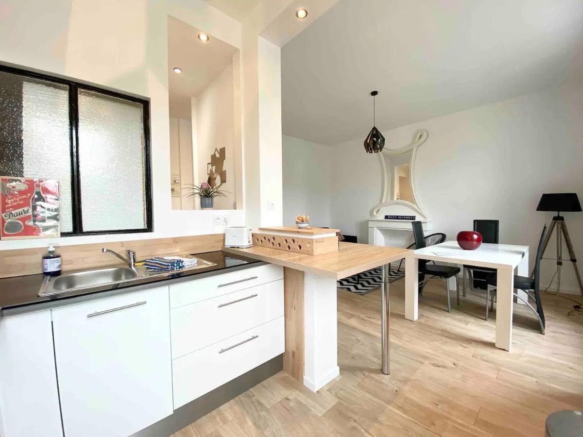 Le Deco - Confort - Wifi - Luminosite - Entre Gare Et Centre Quimper Luaran gambar
