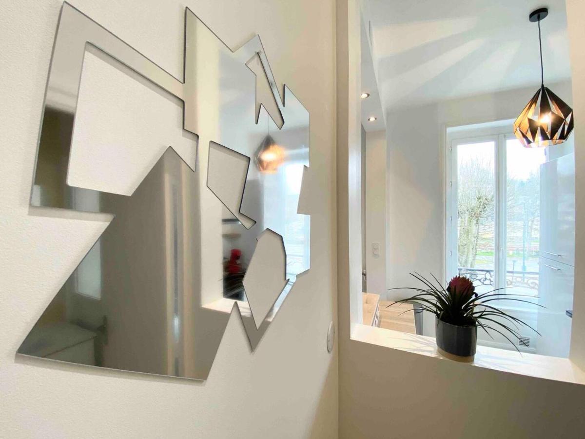 Le Deco - Confort - Wifi - Luminosite - Entre Gare Et Centre Quimper Luaran gambar